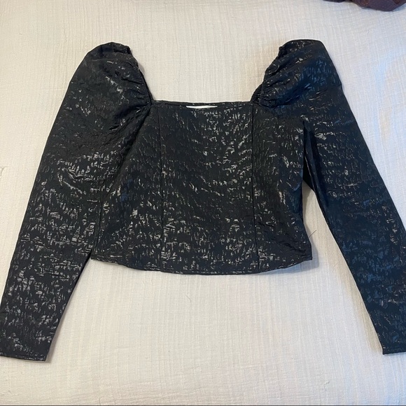 H&M Puff Sleeve Square Neck Shimmer Top - Picture 2 of 7